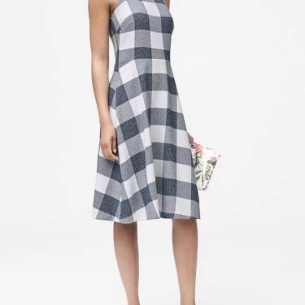 Banana Republic Blue and White Women's Dress Size 6